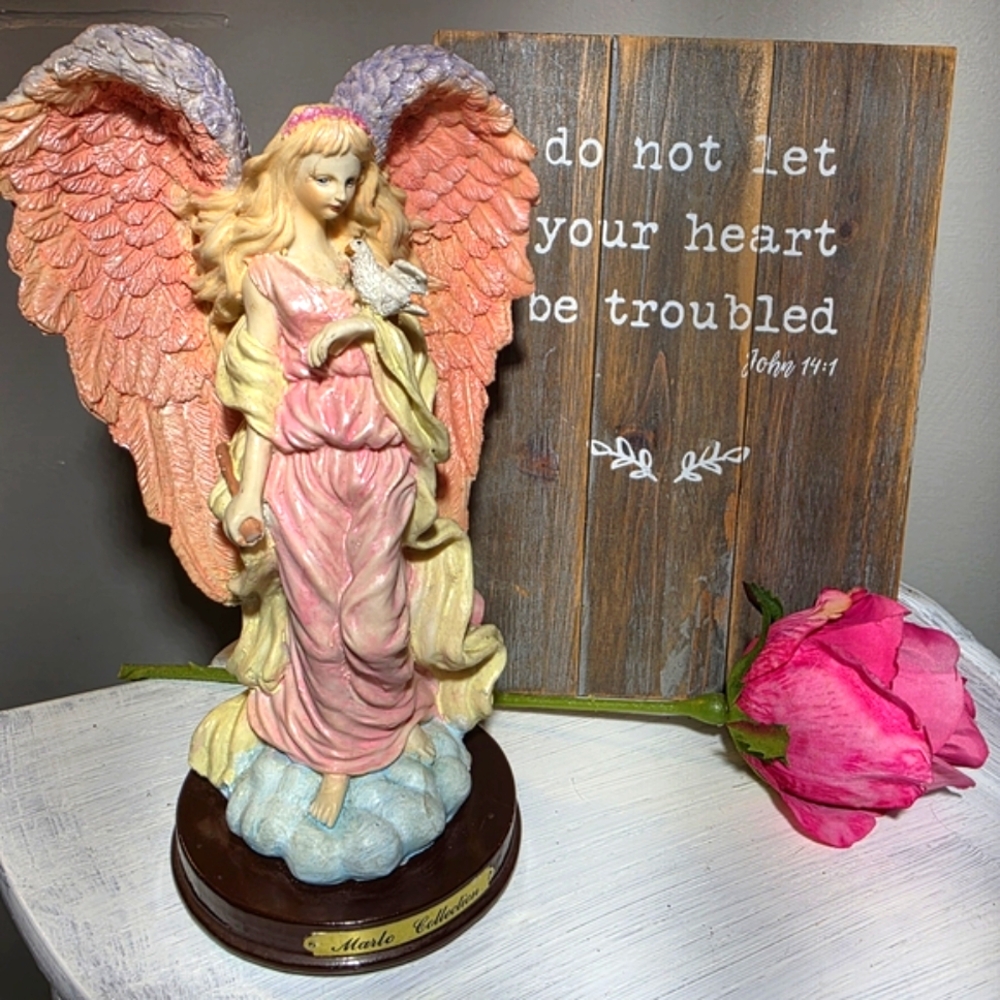 Vintage Pastel Angel With Wings & Dove Resin Figurine Artmark Marlo Collection